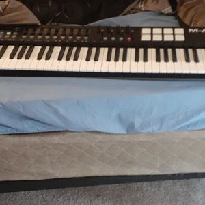 Electronic Keyboard